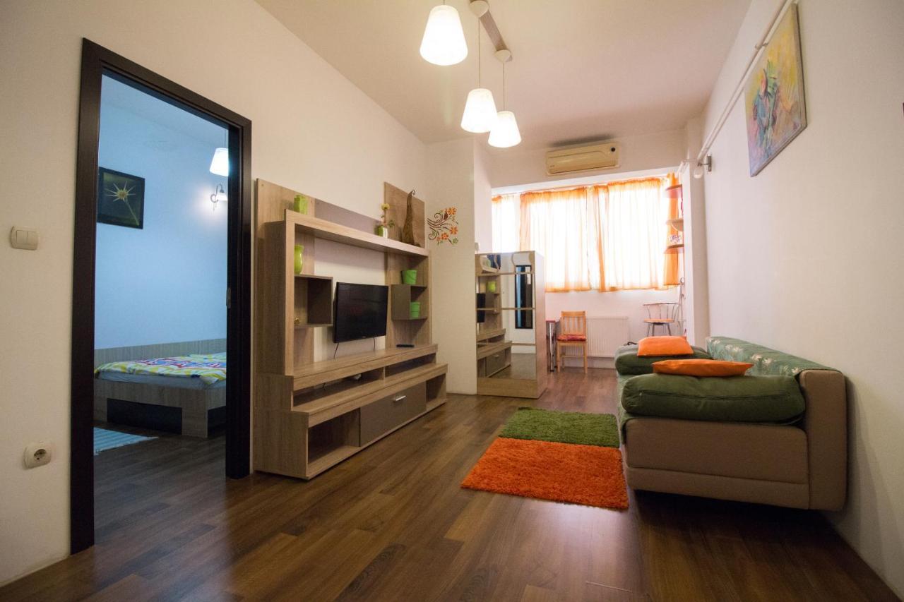 Intim Studio Flat Арад Экстерьер фото